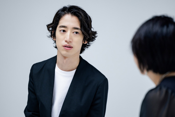 ピアニスト角野隼斗さん
