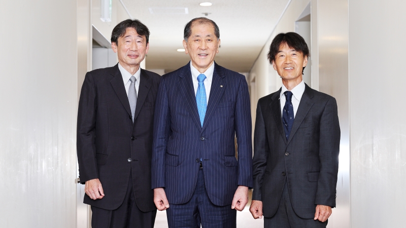 赤本 早稲田大学 慶応義塾大学 青山学院大学 明治大学 写真】青山学院大と早稲田大のトップ対談 お互いの大学の印象と、意外